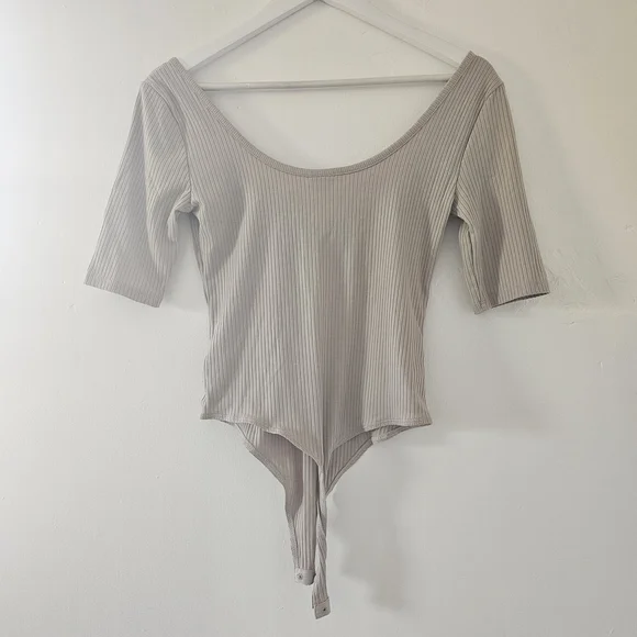 H&M Ribbed V-Neck Bodysuit - Taupe - Picture 3 of 6